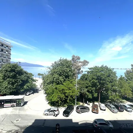 Lägenhet Roal Beach Front