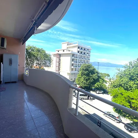 Roal Beach Front Vlorë