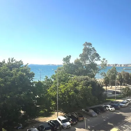 Lägenhet Roal Beach Front